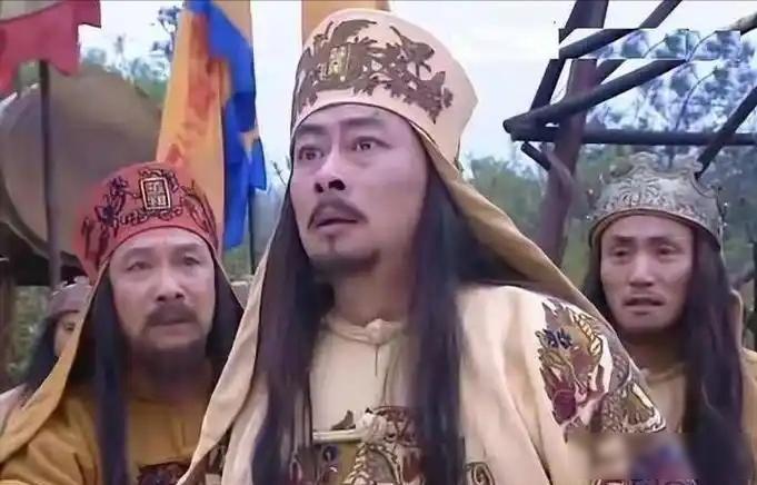 太平军临江之战：石达开部下悍将程瀛投降，出城时被部将袭杀
咸丰七年冬天，天刚亮，