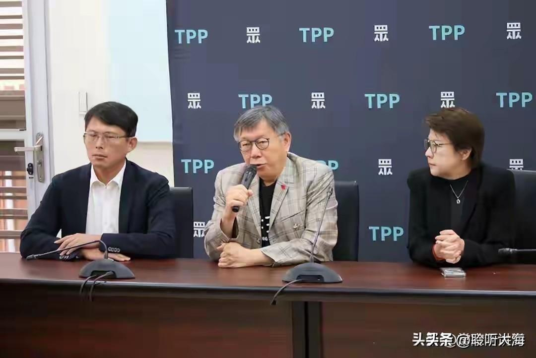 其实看到黄国昌和柯文哲闹到这一步，心里真挺不是滋味的。原本大家都盼着，台湾能出现