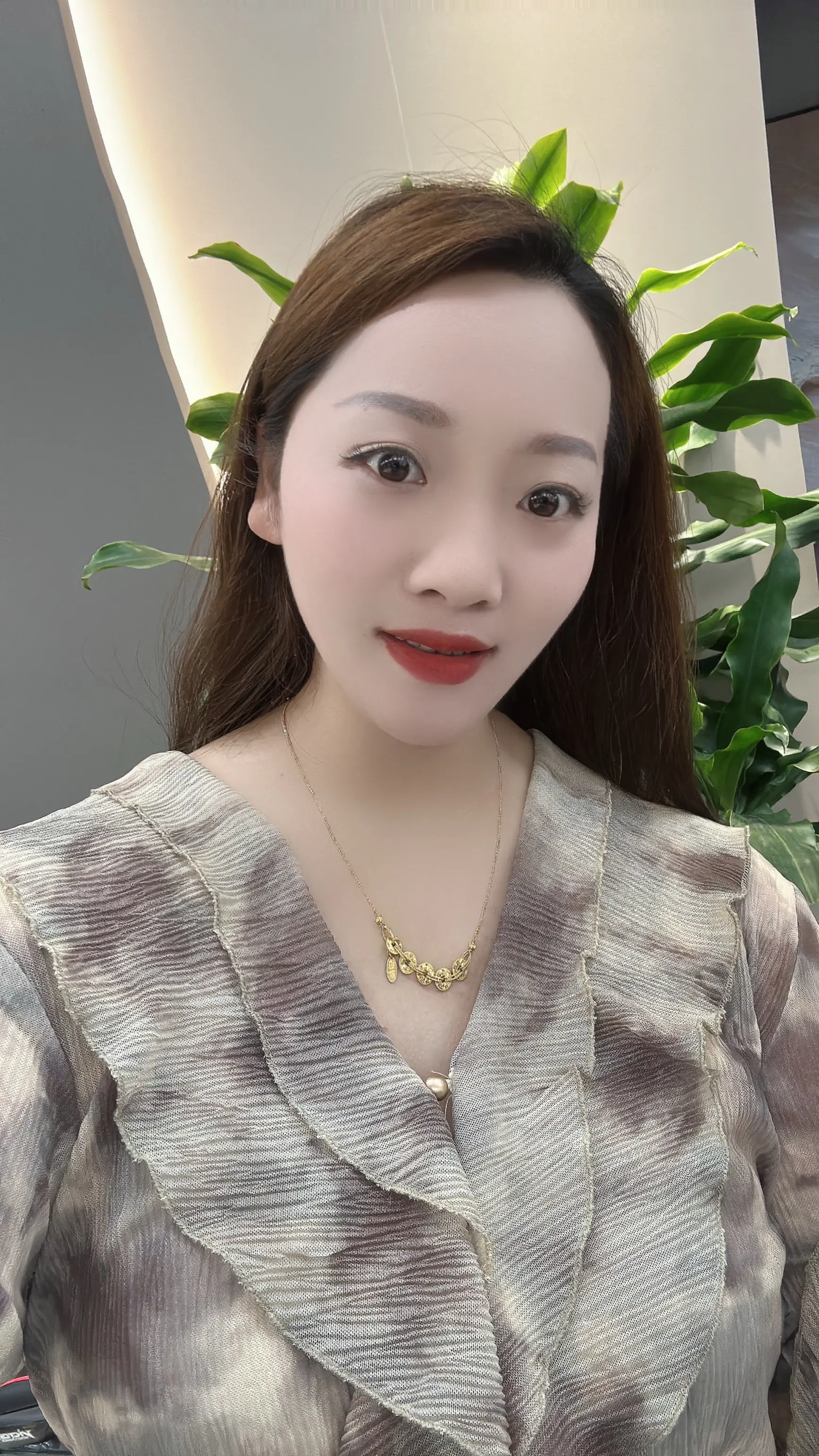 会在某一顺间突然明白 有些牢笼是自己给自己的 然后 我开始勇敢
