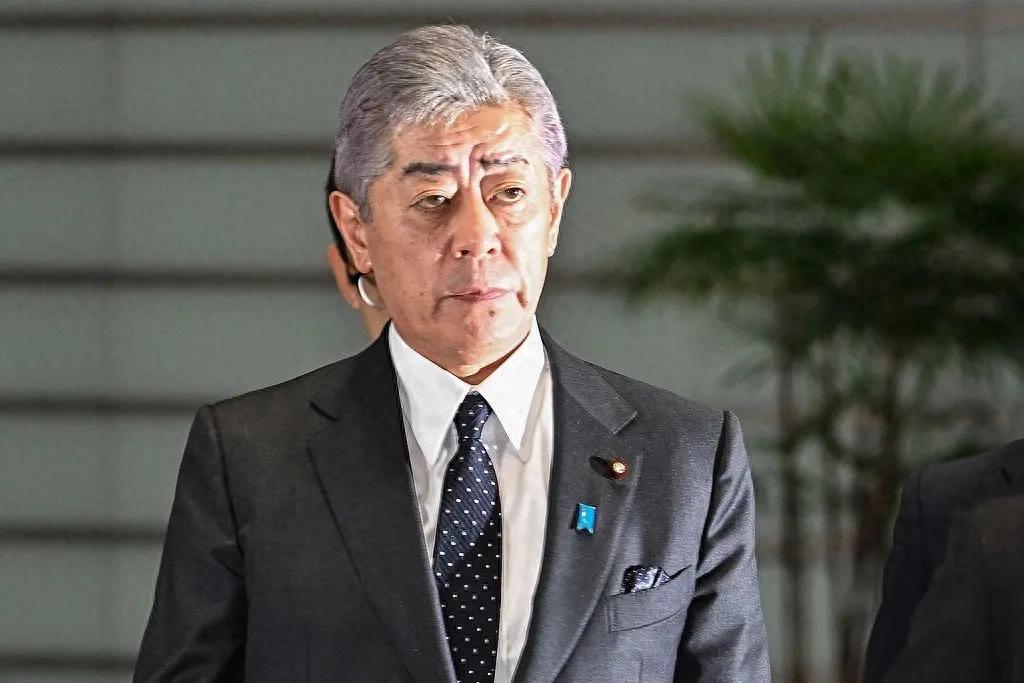 日本9月密集派出两支代表团访华，试图为11月的重要高层接触铺路。
 
然而就在代