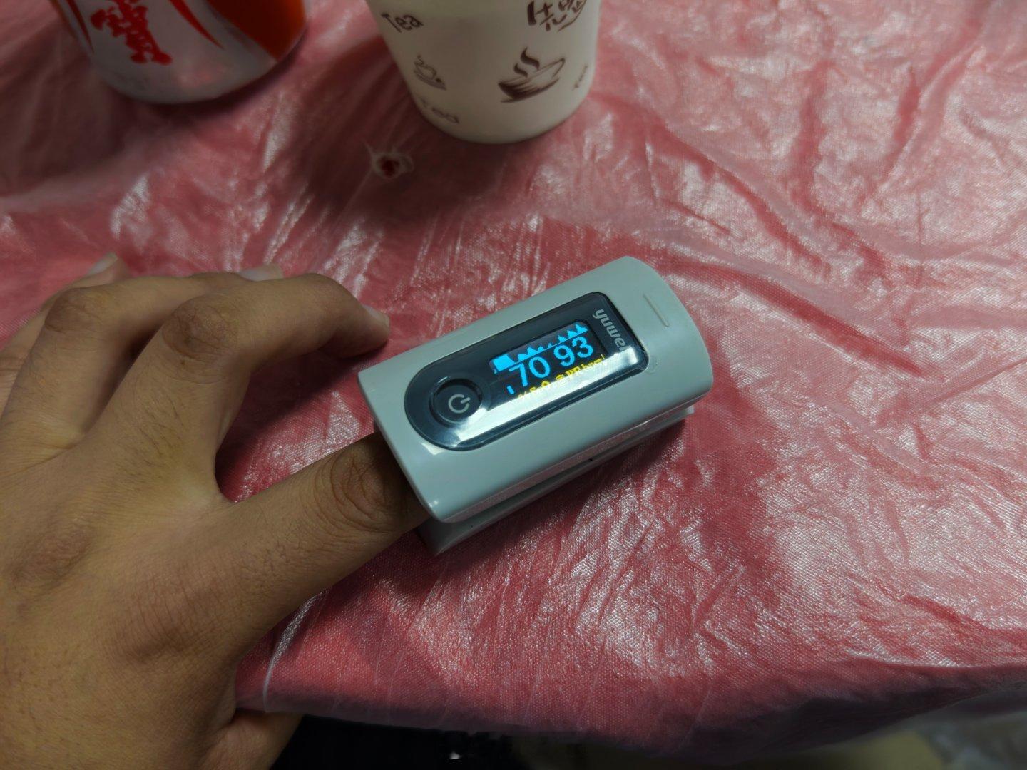 我这个血氧和心跳基本处于危险边缘，高反实在是太难受了吧  ​​​