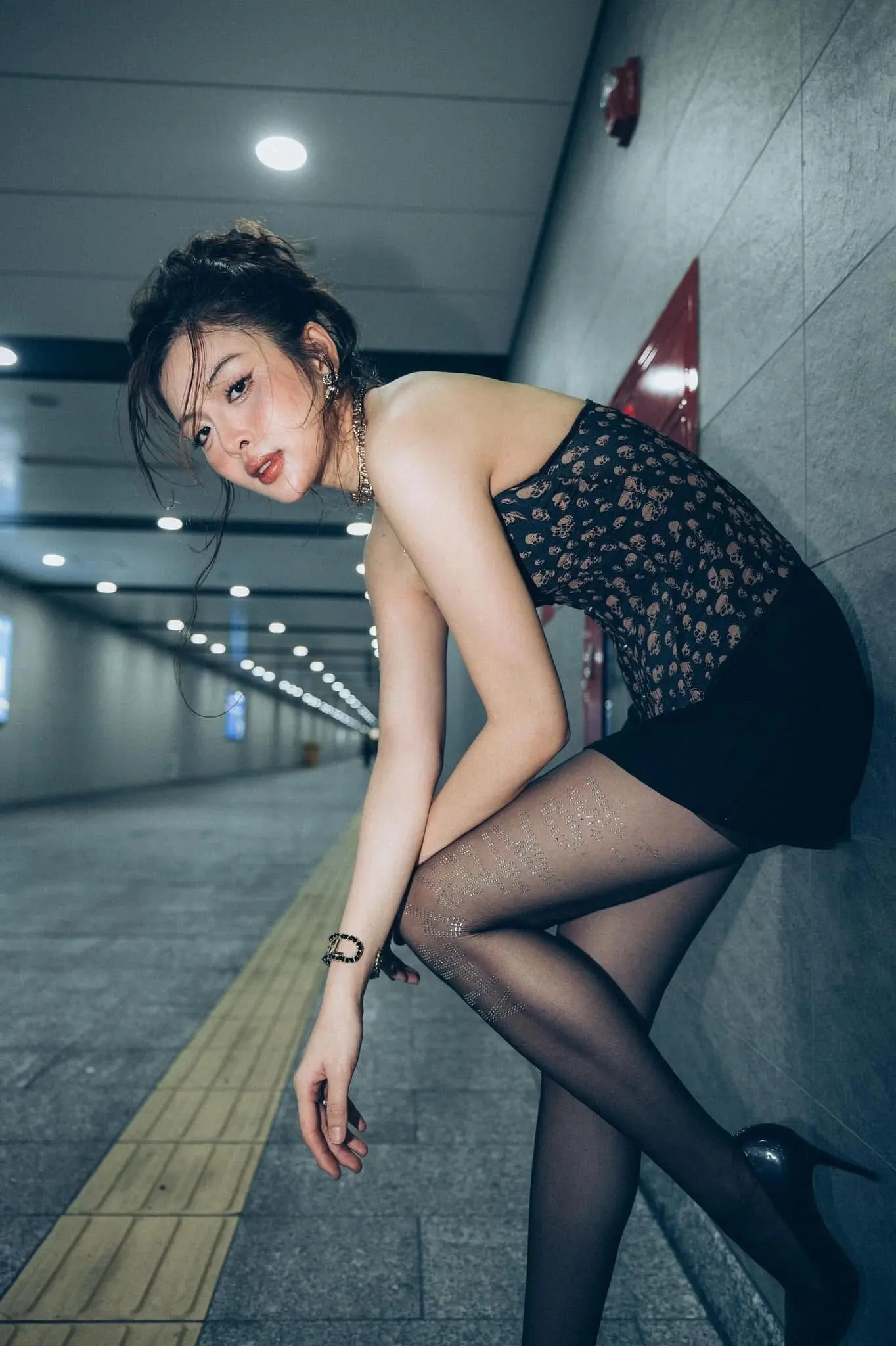 我的青春回头看了我一眼