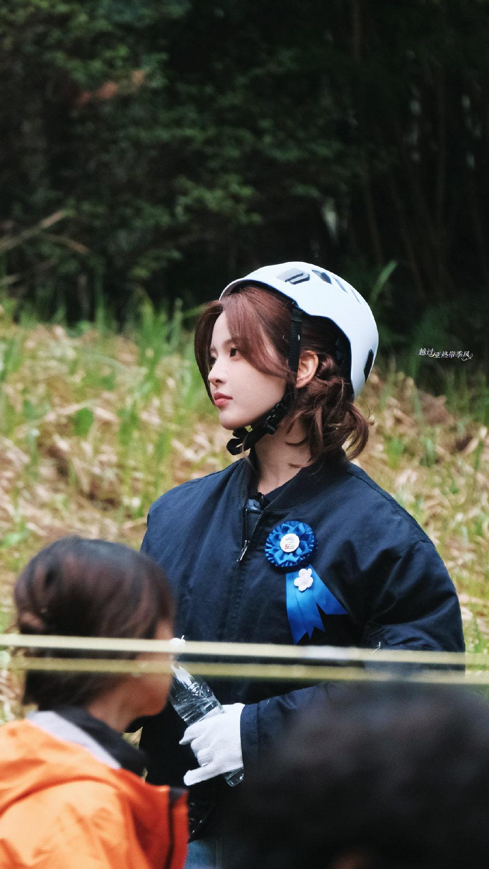 捡到今天的杨超越，好美好可爱！ cr来源：越过亚热带季风