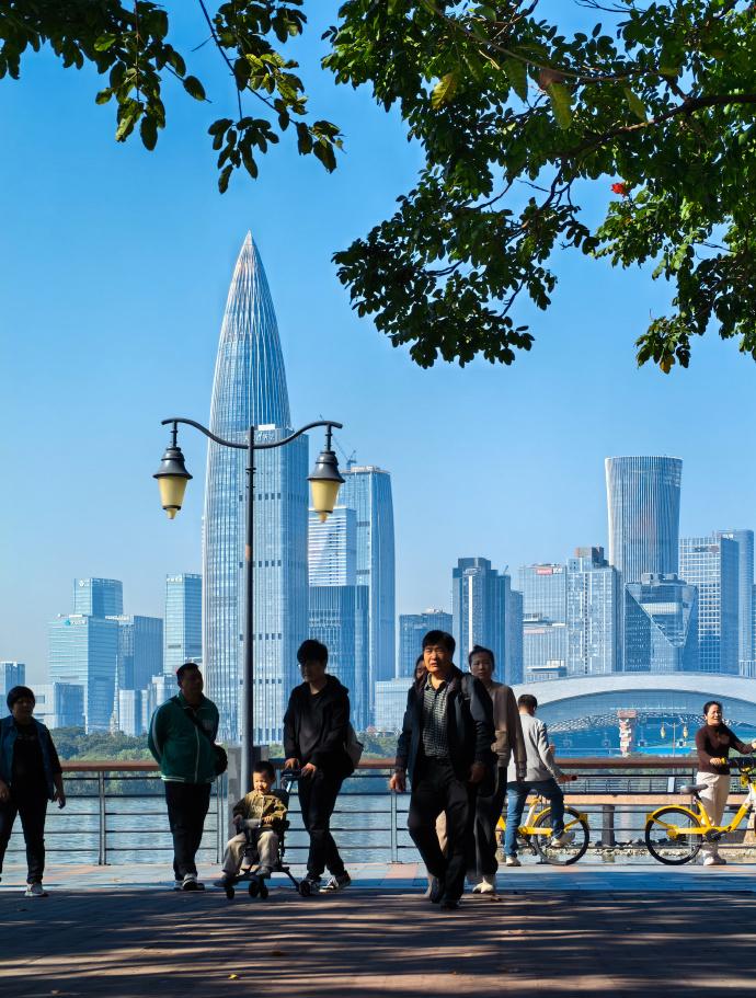 为什么有钱人都不发朋友圈啊？五个原因：

第一，他们的主体性很强，不需要外界的认
