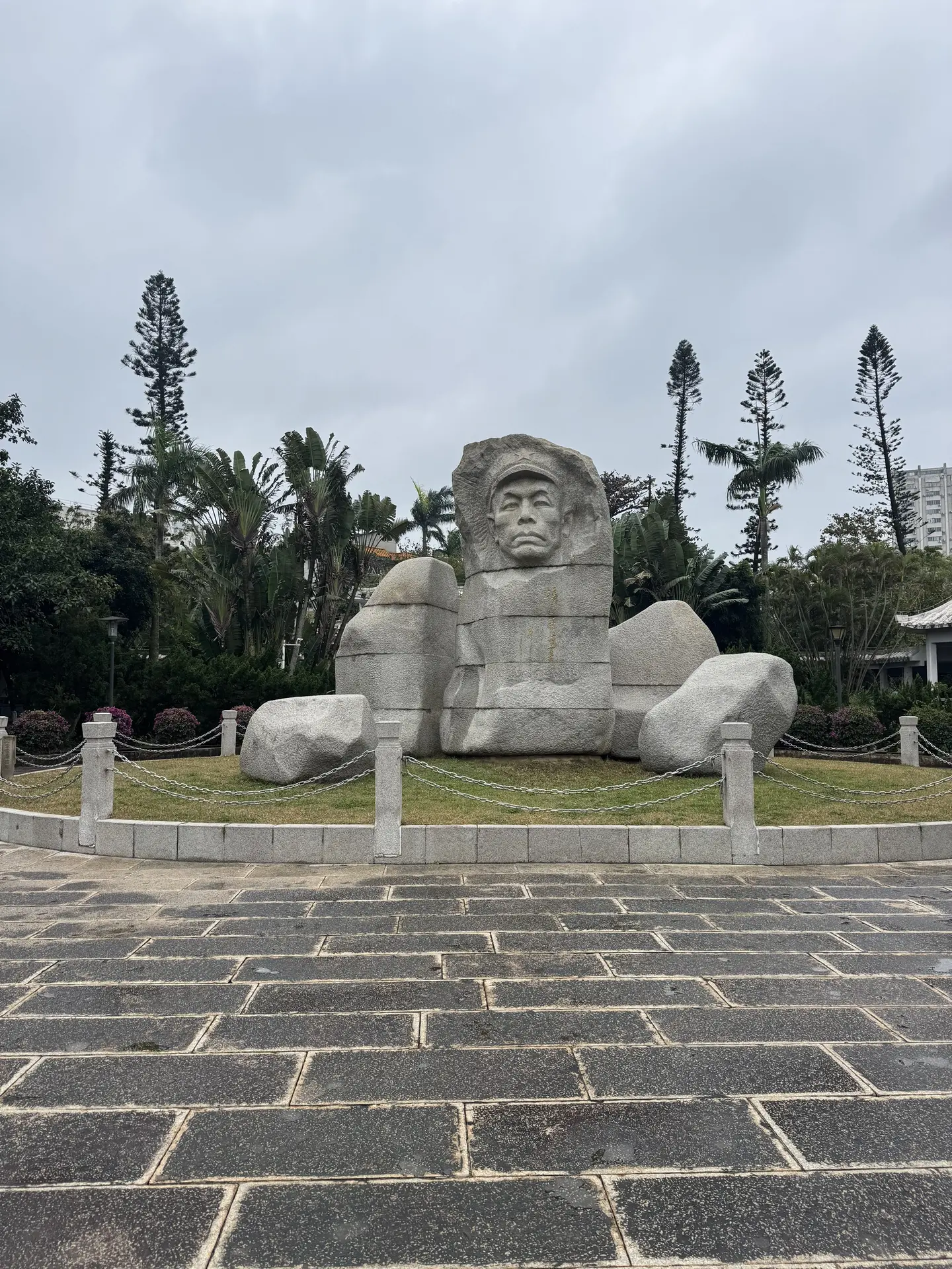 冯白驹纪念亭，一个应该被铭记的人