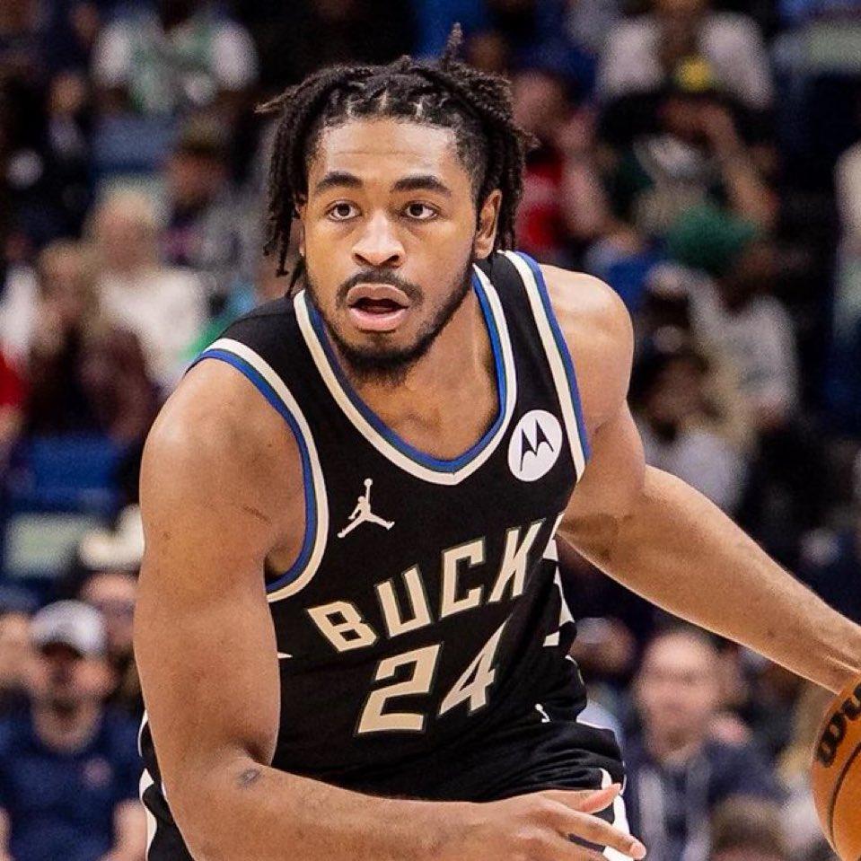 卡姆·托马斯本赛季经历：
夏天，他想以每年3000万到4000万美元的薪水重返布