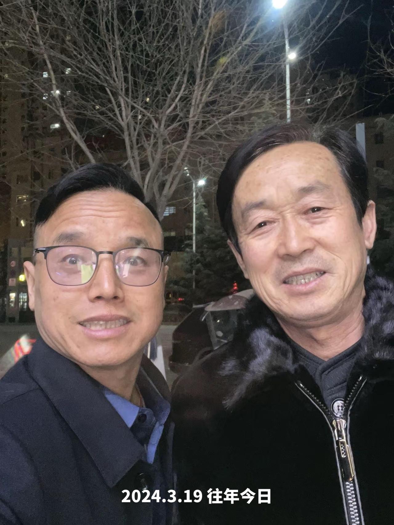 36年前的工友居然在36年后再次见到用抖音记录人生