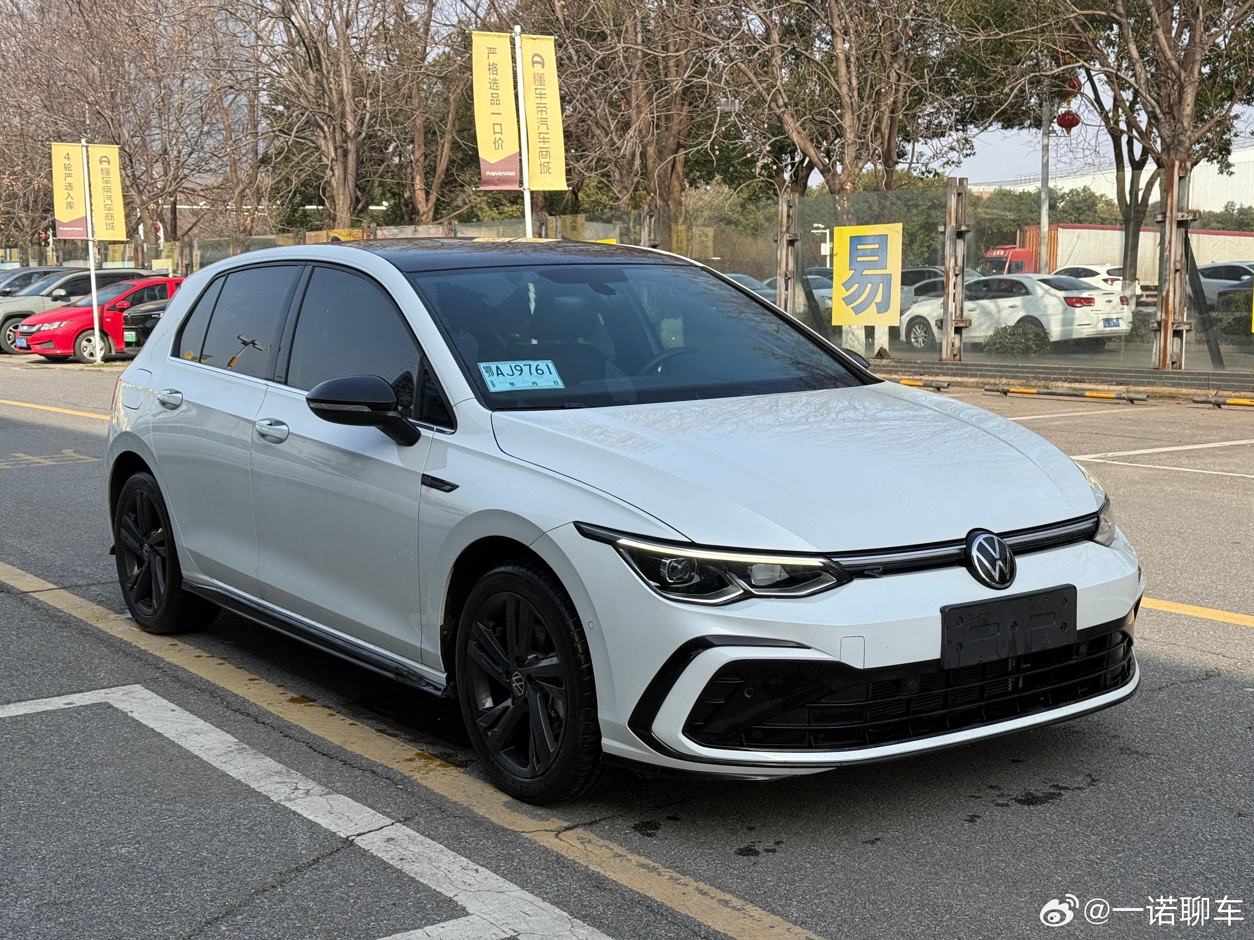 最新拿下一台 23年上牌1.4T 8代高尔夫 r-line  4万公里 店里现在
