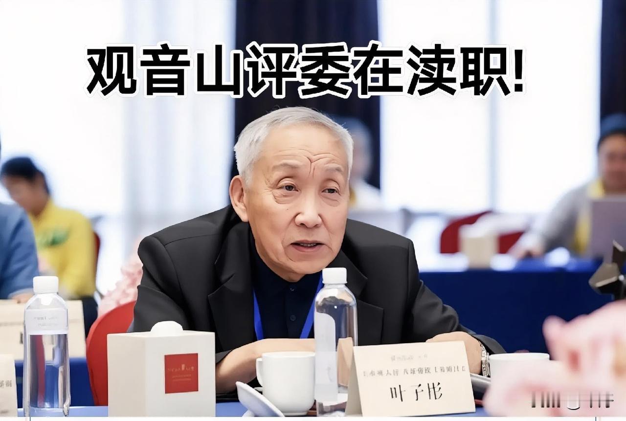 许愿池中许池湖，文通意顺，浑然天成。
 此联以实景入对、名动互用、重字严合、平仄