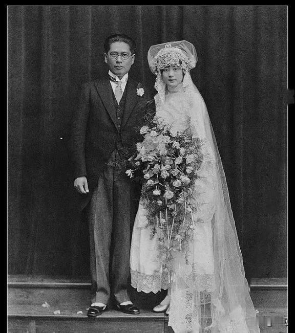 1971年，宋子文去世前把日记捐给美国，要求30年后公开，日记被公开后，里面竟写