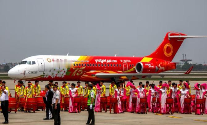 路透社：越南越捷航空不再续租中国商飞C909飞机！
 
今年4月这两架飞机刚在越
