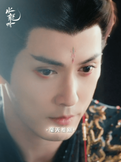 高武玄幻的狂欢落幕啦！万窍斋的壕气、钟春髻的花刀，每个角色都鲜活难忘，这场意难平