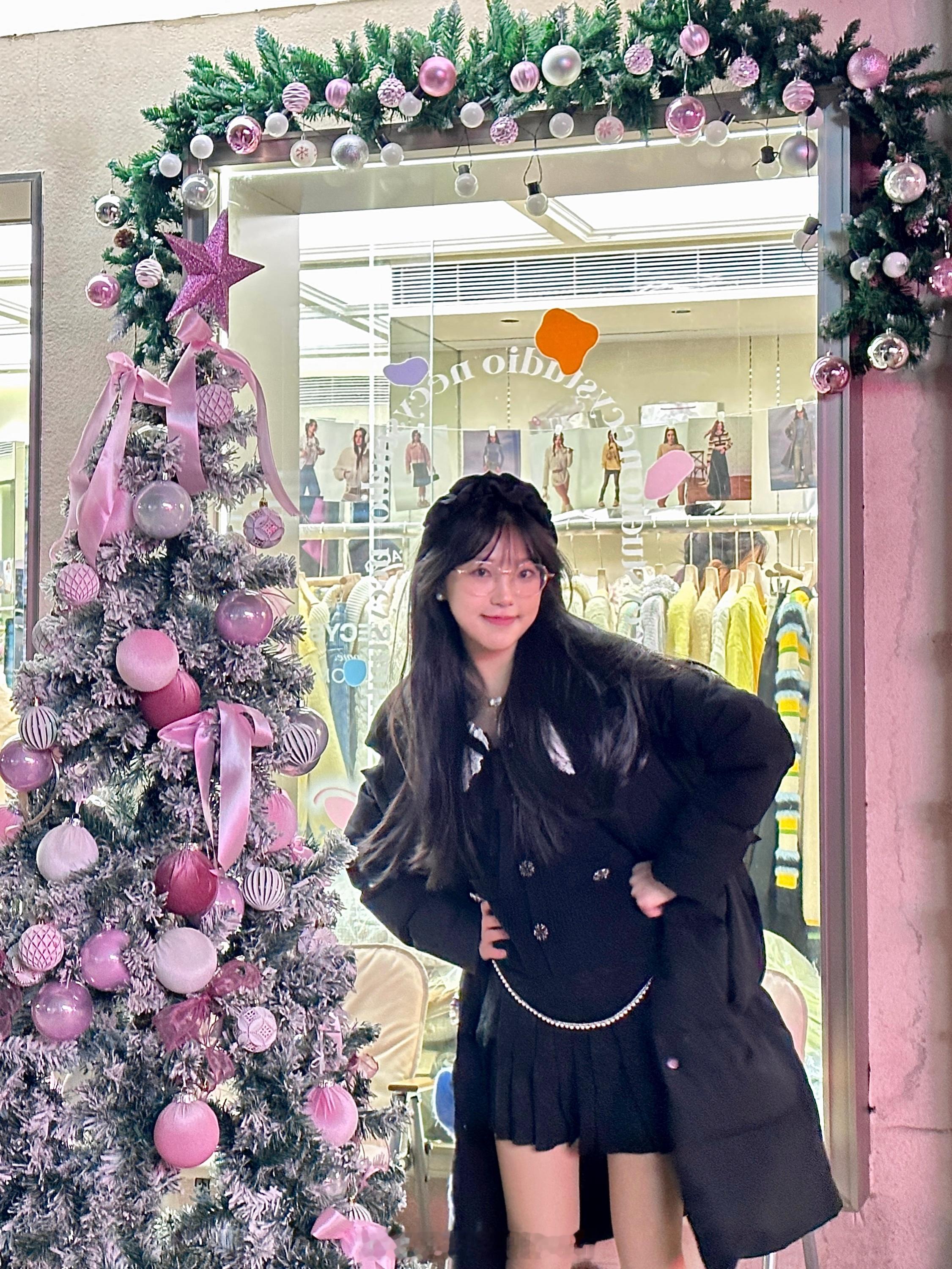 和美丽的圣诞🎄合个照吧 ​​​