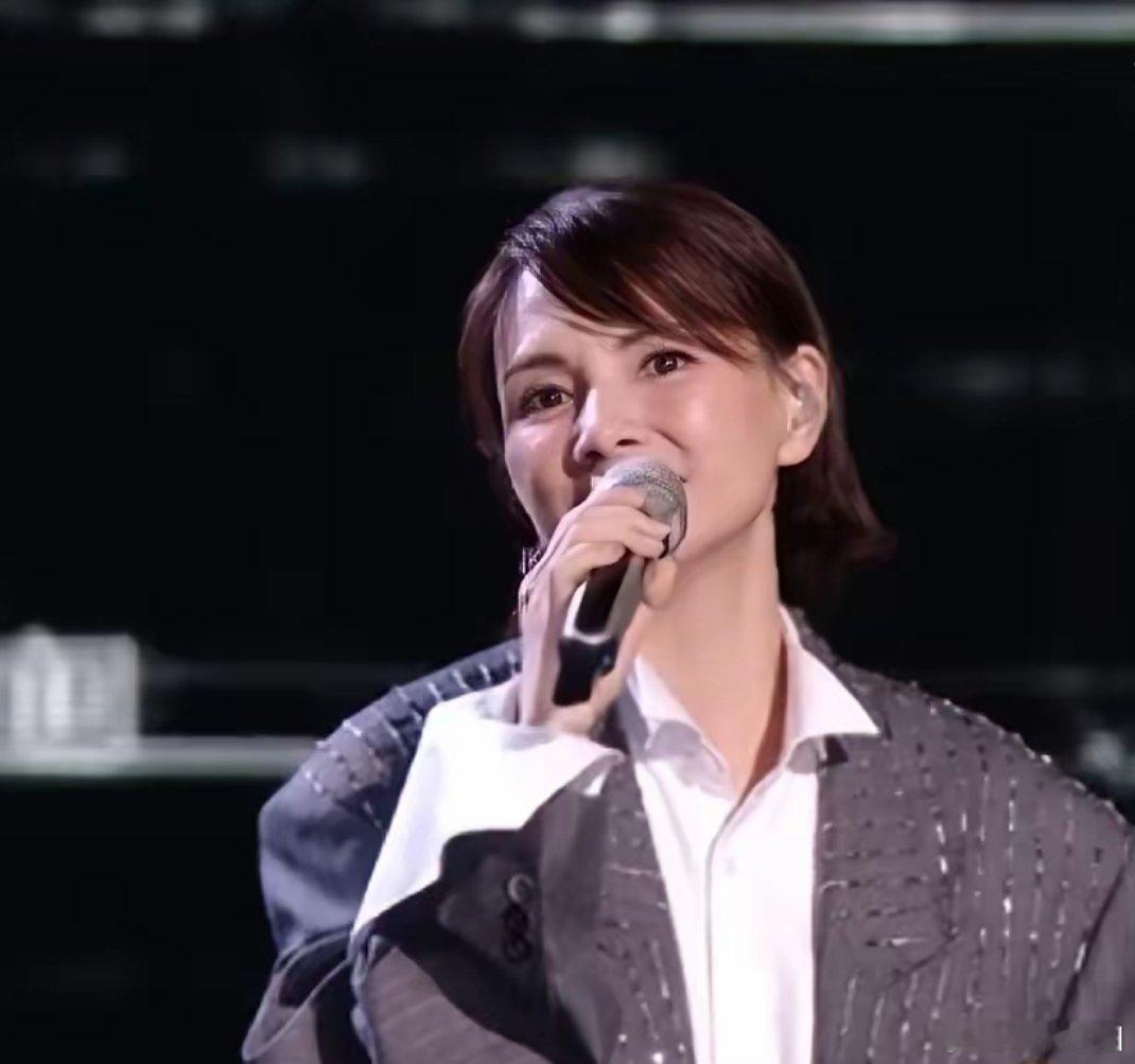 浪姐二公直播《乘风2026》二公4月24-25日分两场直播，全程全开麦无修音，真