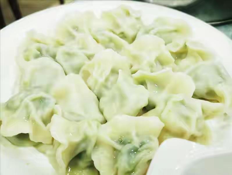 辽宁抚顺“9大美食”，你吃过几个

1、抚顺永安饺子
2、萨尔浒鱼头汤
3、新宾