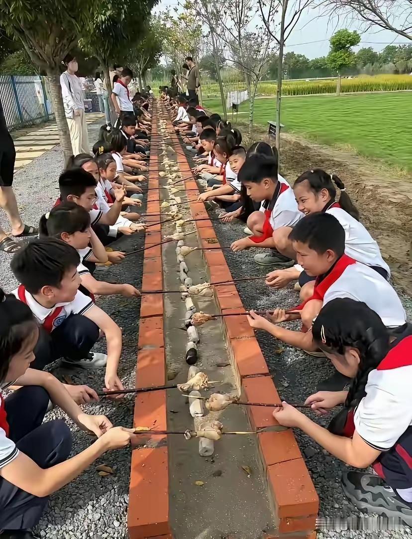 在网上看到这样一张图（不确定是否AI），我真的沉默了，如果是假的，那么就图一乐，