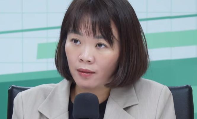 近日，民进党议员简舒培因索资问题与台北市府爆发冲突，遭台北市长蒋万安痛斥为“索资