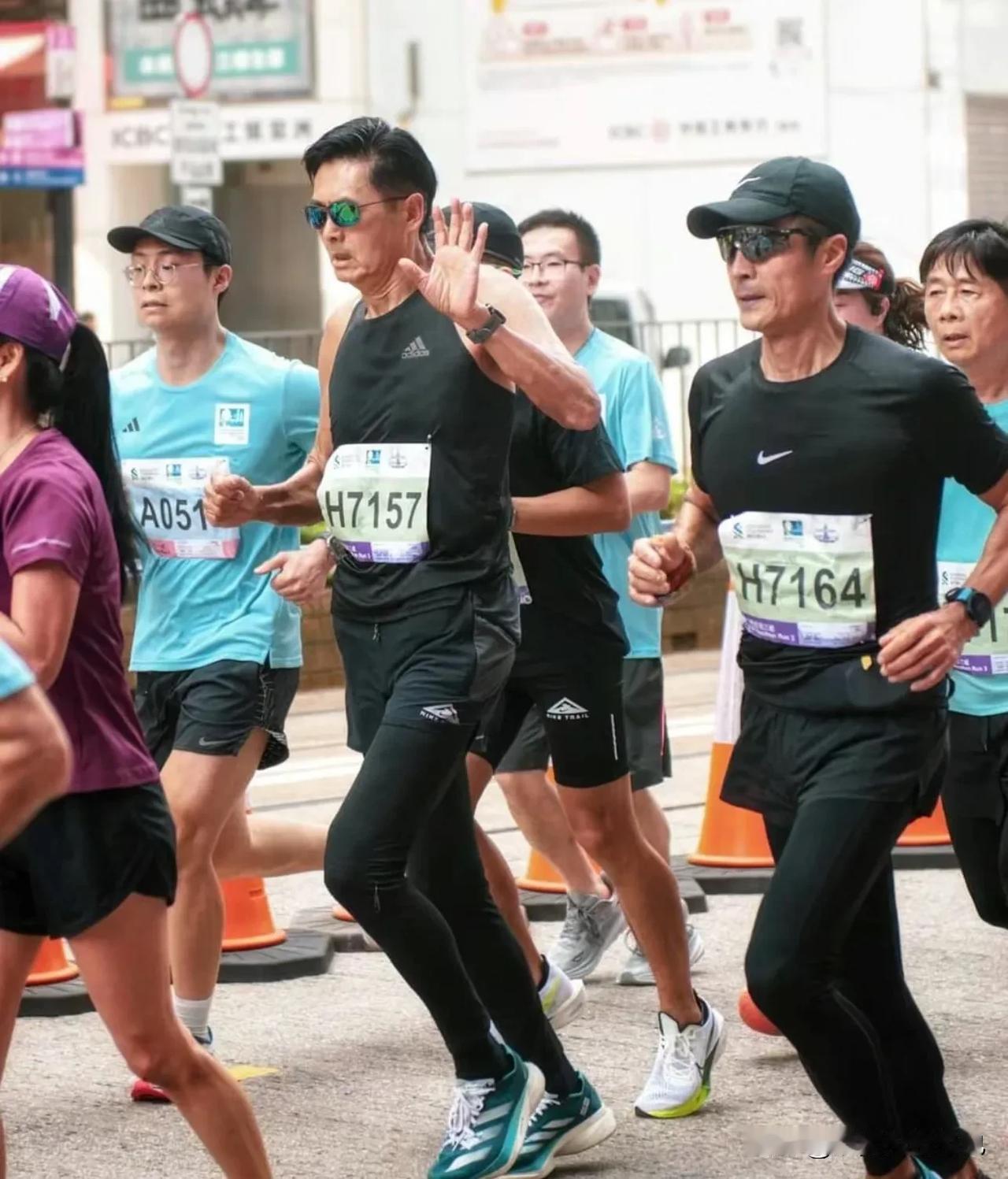 希望68岁的时候依然能跑的动半马。