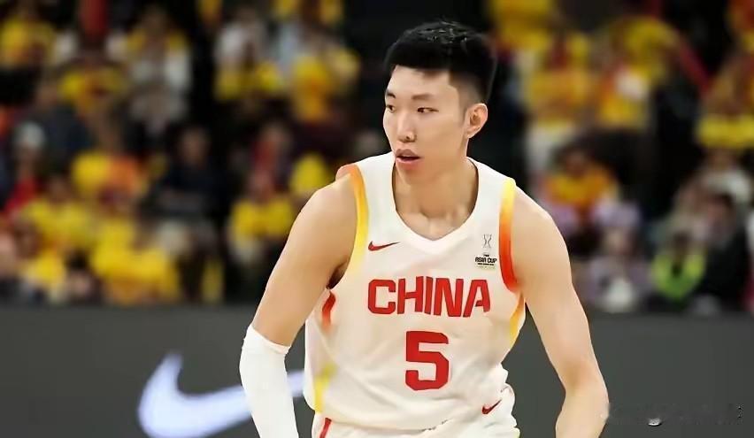 广西狼兵再显神威！中国男篮5分险胜荷兰男篮，广西籍球员廖三宁轰下全场最高的21分