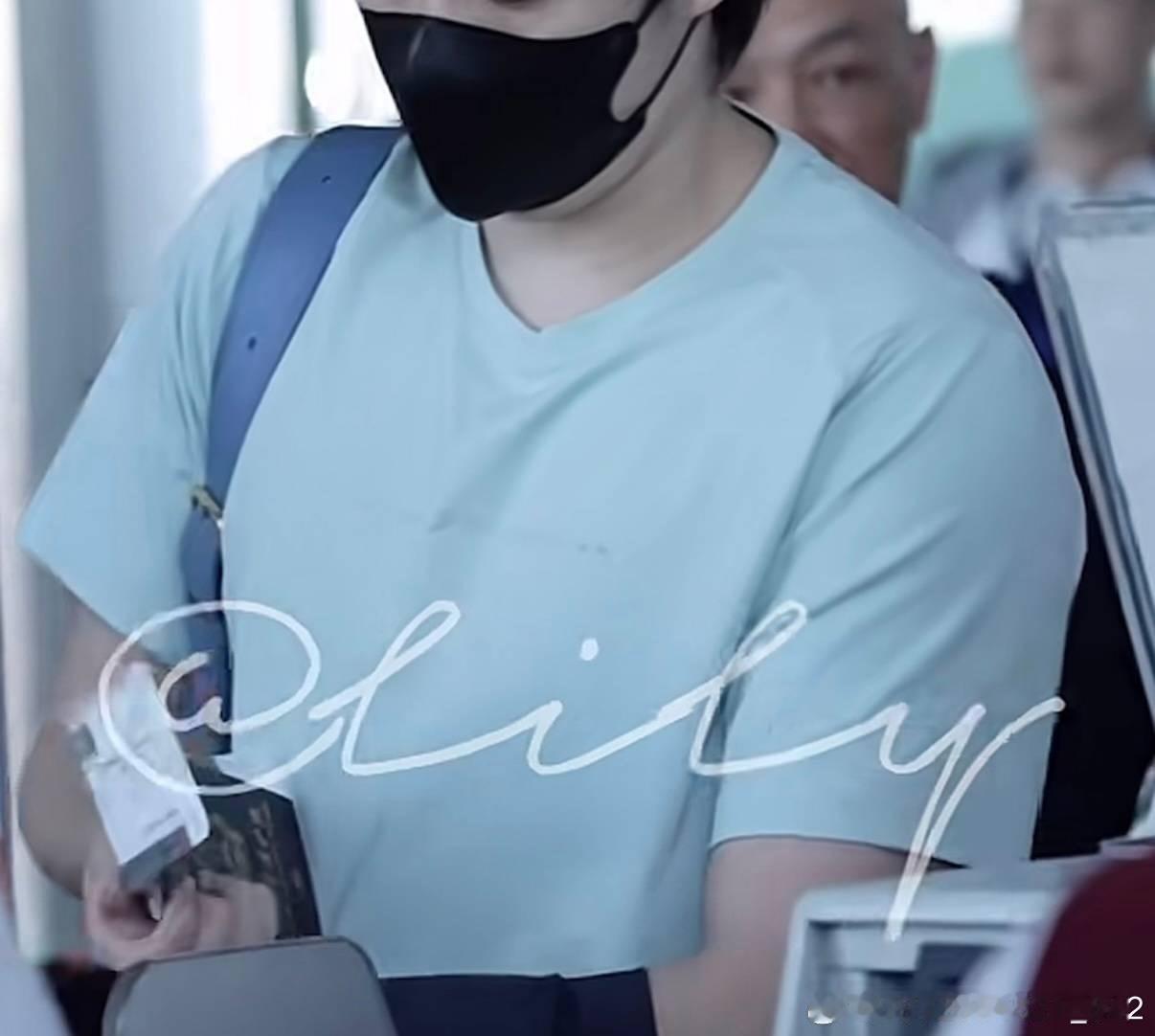 快来看看鸽鸽的登机牌是什么颜色😎 