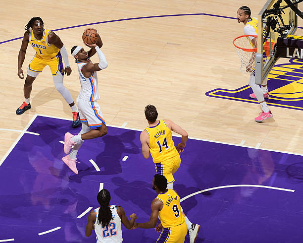 大比分输球场次不少湖人本赛季场均净胜分仅为+1.0，排名联盟第16位。 