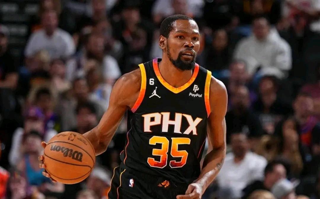 太阳没有希望了，杜兰特下一站去哪里，尼克斯是最好的选择了。
第一，太阳三巨头是失