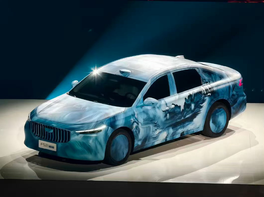 FS21，希望实车能继承FS11的颜值。 