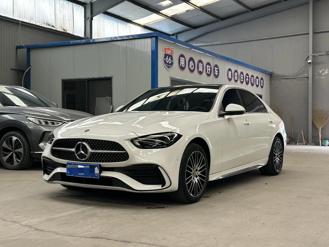 在售自营车：奔驰C260L

22款C260L运动，21年9月上牌，改款第一批车