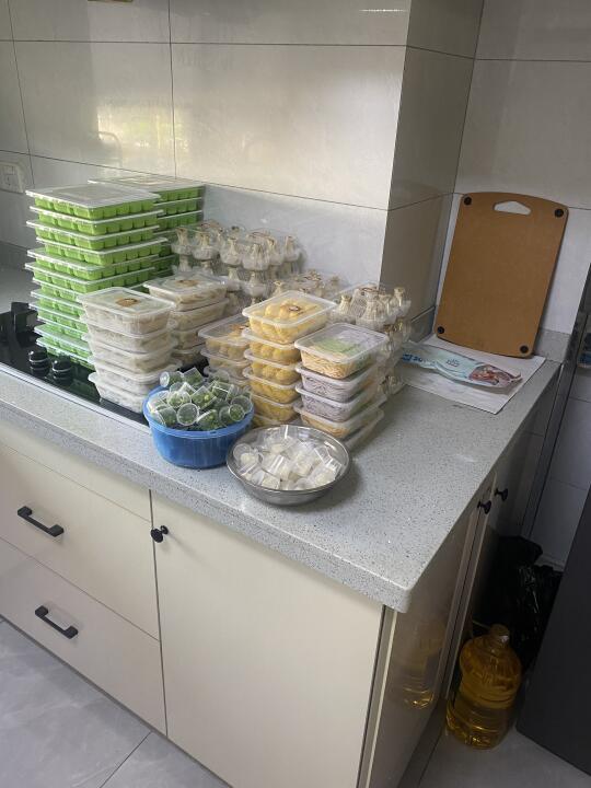 很想去开家小小店  但没有一个家人支持