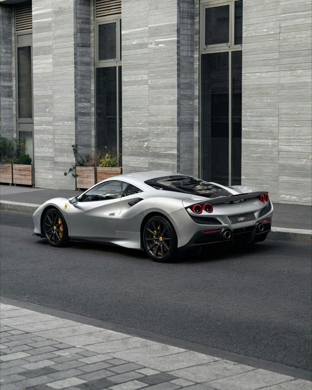 Ferrari F8 Tirbuto ｜法拉利 