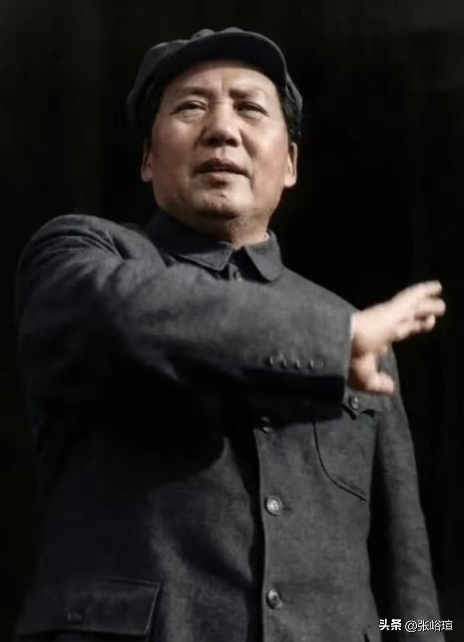 为有牺牲多壮志，敢教日月换新天。