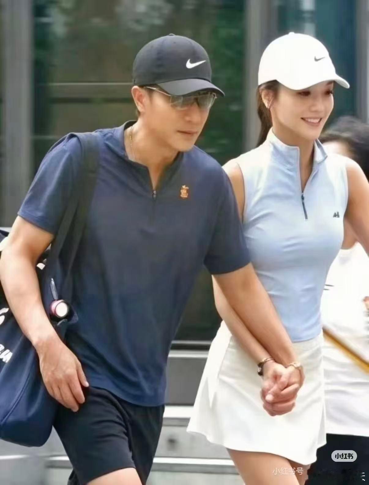 刘恺威风波后更成熟了，黎纪君也淡定，期待他们的未来。刘恺威与女友风波后首露面刘恺