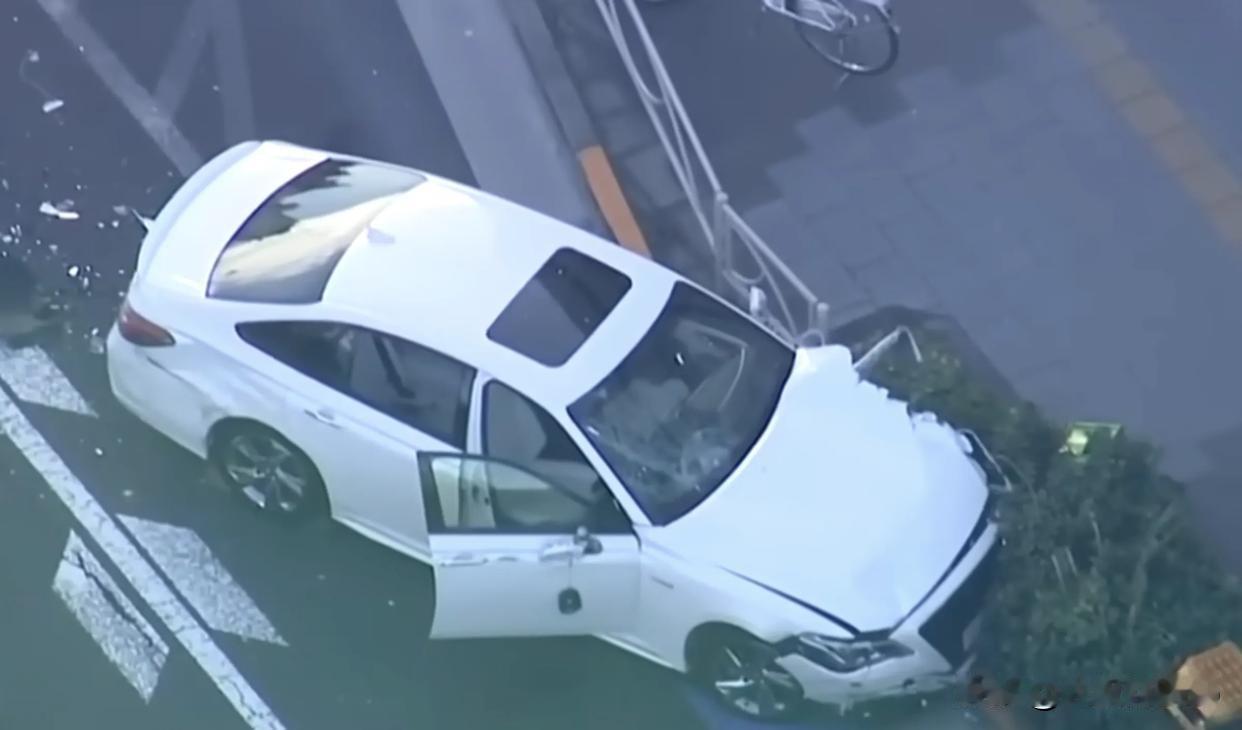 东京街头惊魂！男子偷车闯红灯撞伤11人，背后暗藏的交通隐患你我都要警惕
 
各位