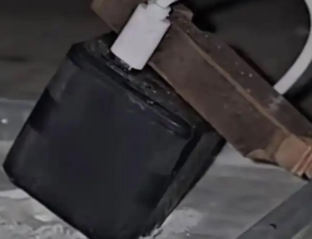 天津一家医院多名女护士，在换衣服的时候遭到偷拍，随后视频在网上流传事件，绝对没咱