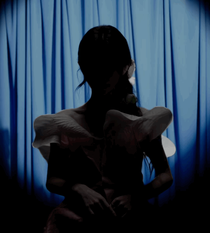 鞠婧祎花瓣连衣裙鞠婧祎手工连衣裙 鞠婧祎手工连衣裙 