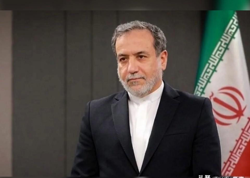 伊朗想跟美国谈核问题，日本被拉进核污染麻烦，这事背后有啥猫腻。
今天伊朗外长接受