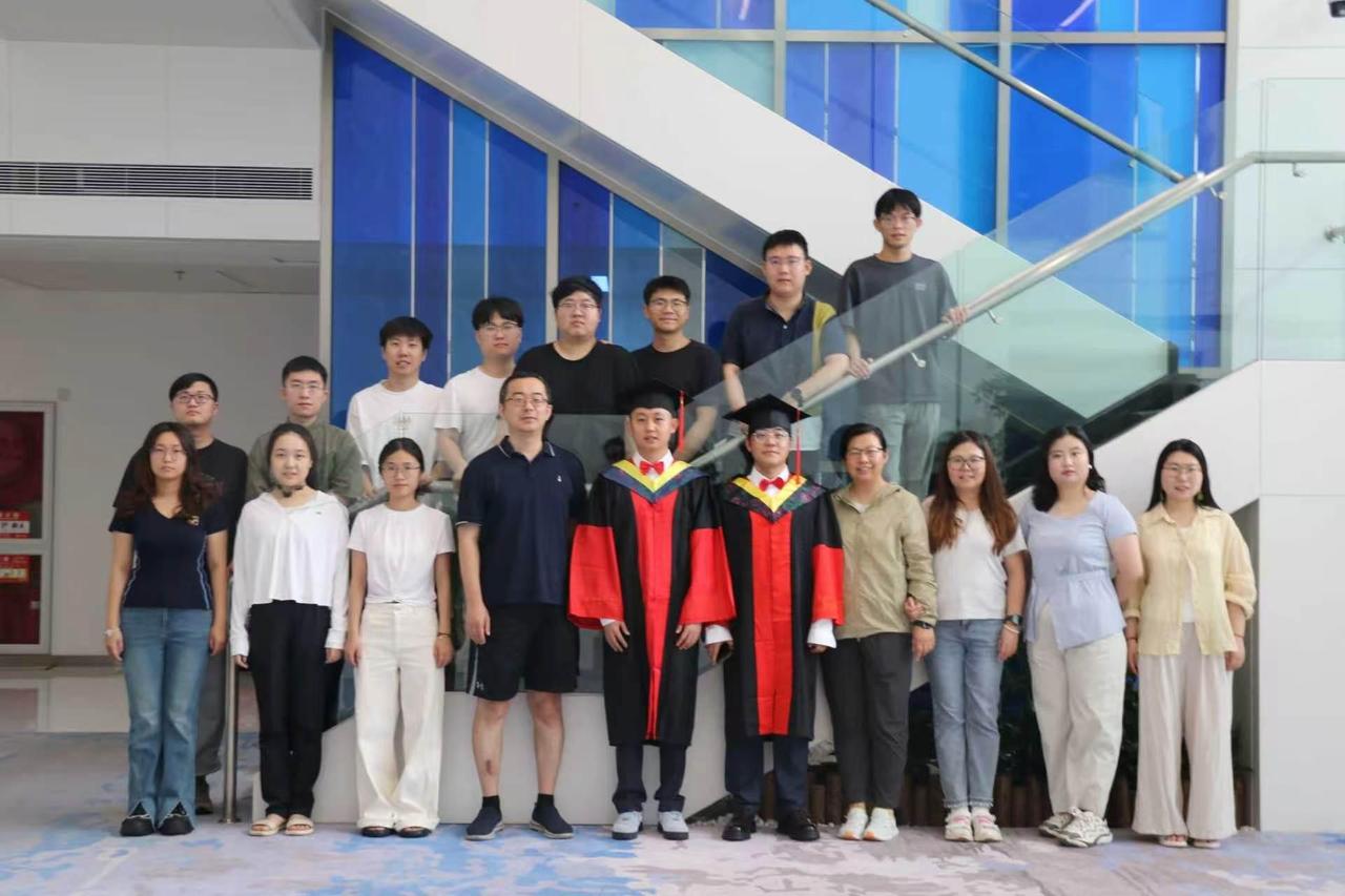 科学家为什么要费劲造一根"看不见"的金属线？
8月21日，我国科学家宣布合成世界