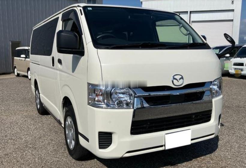 马自达版海狮~~~2.8T柴油+自动挡+四驱，此车是2022年在小岛国上的牌，跑