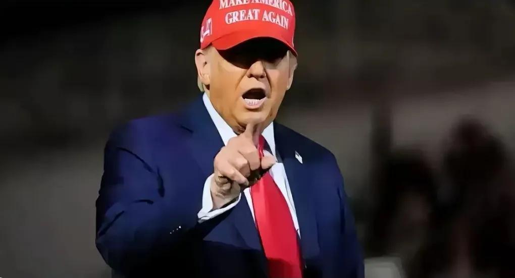 毛主席曾经说过:美国人的话是一句也不能听的，听了就会上当！事实证明此话一点不虚，