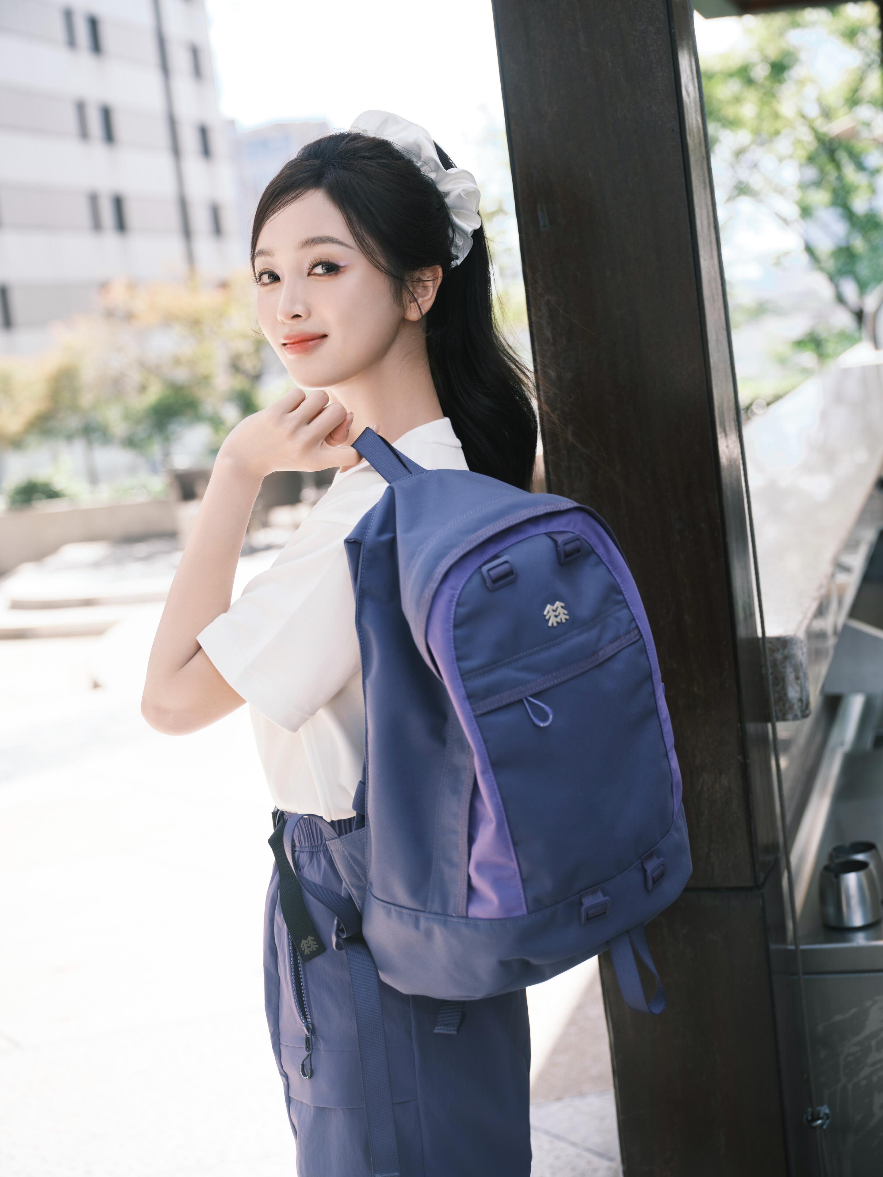 吴宣仪[超话]wxy吴宣仪 外界对您多少偏见，我就给您多少偏爱。吴宣仪叶星星 吴