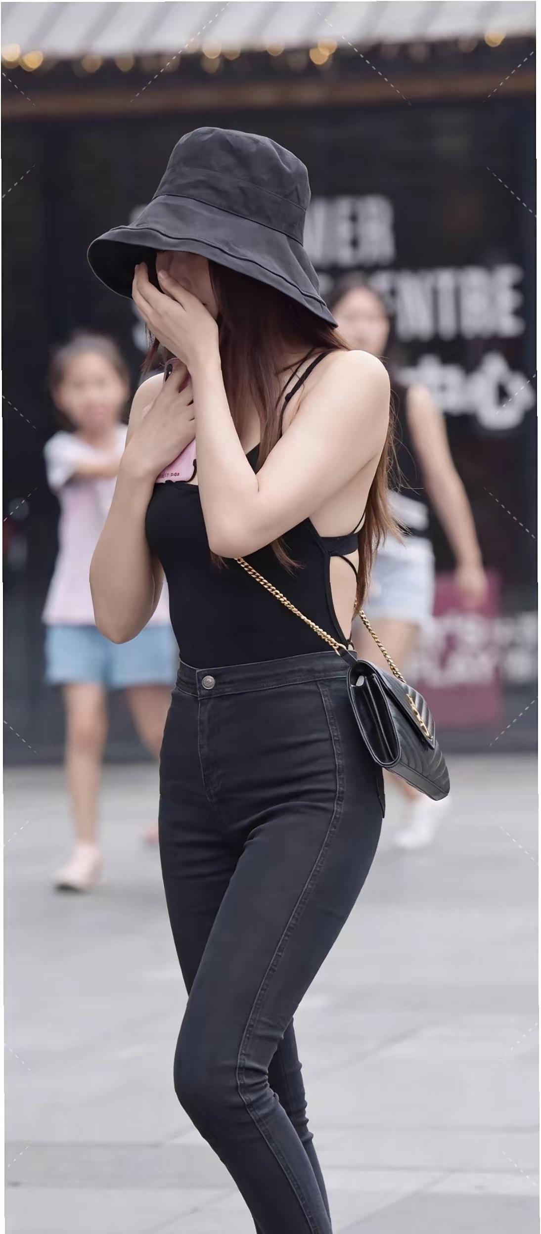 都市美女穿搭分享穿搭 街拍 美女 性感