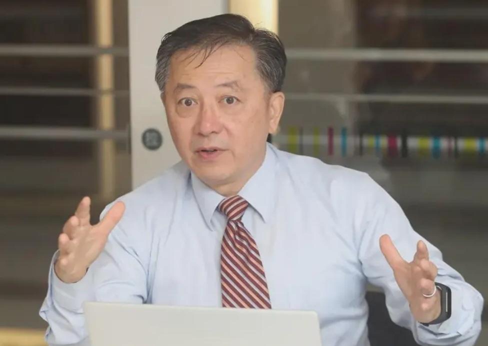 美籍华裔大放厥词，叫嚣称“看不到中国大陆在台海战争有赢的可能性”！在近期，就职于