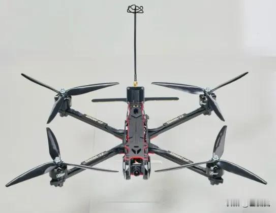 据乌克兰-欧洲通讯社消息，乌本土厂商F-Drones拿到国家出口许可，将向美军交