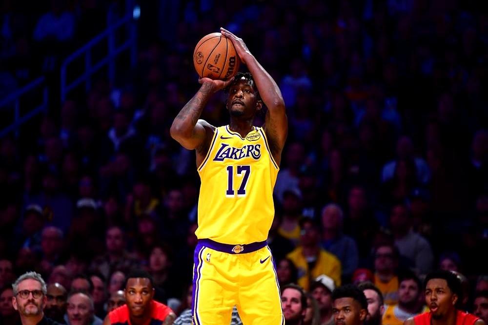 火箭这5300万，真就打水漂了？

场均3.1分，三分命中率25%，芬尼-史密斯