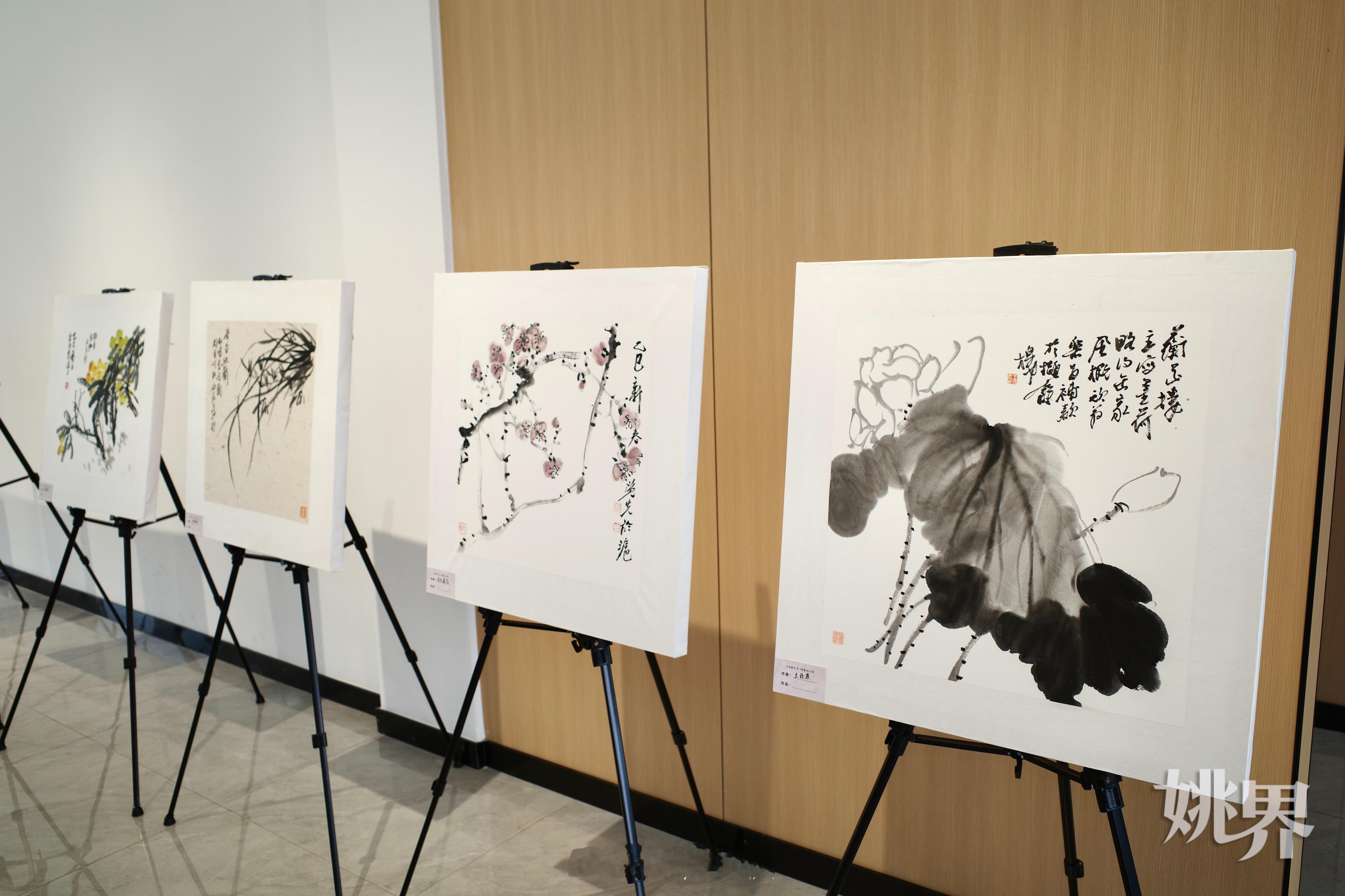 【丹青薪火传！董芷林师生书画展在姚开展 】4月30日上午，“丹青薪火传 翰墨姚江