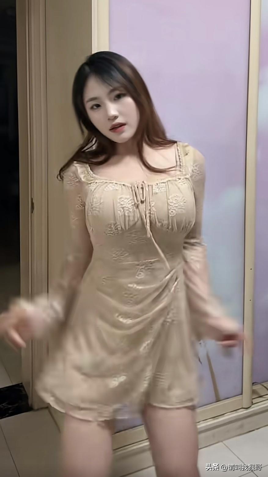 中原御府维权女业主再次发声，这次她不是为自己，而是为了小区其他还没拿到钥匙的人。