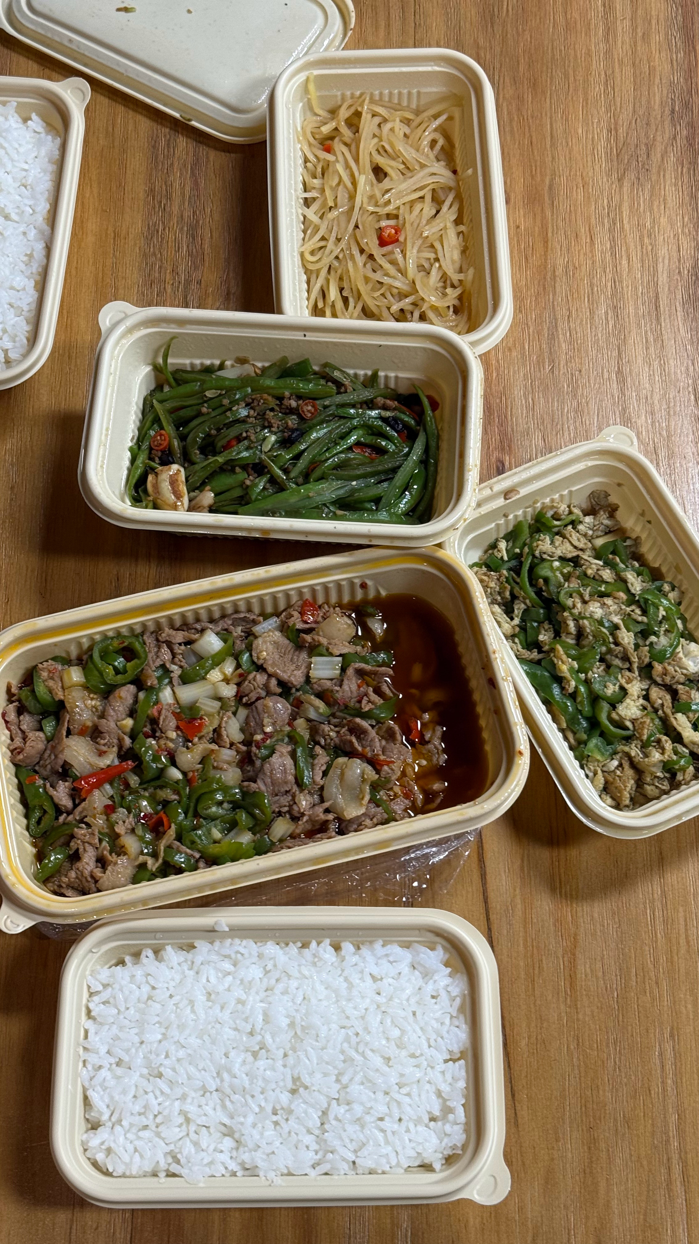 讲真的  这江西菜可太有说法了这辣椒炒肉丝毫不亚于湘菜的辣椒炒肉