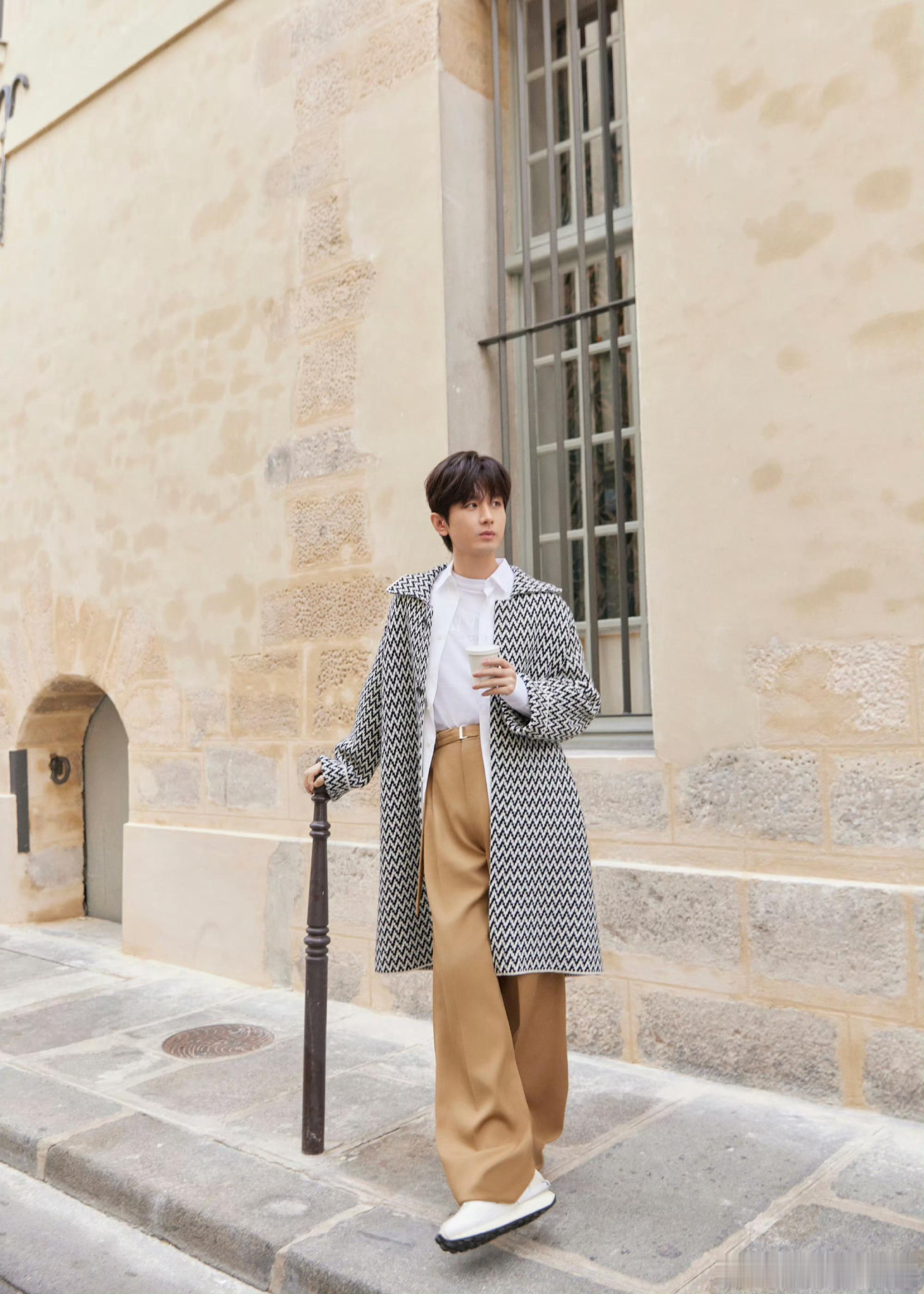 成毅两京十五日cy成毅朱瞻基愿天天都有“剧本在手灵感不断、妙笔剑花风生水起”的理