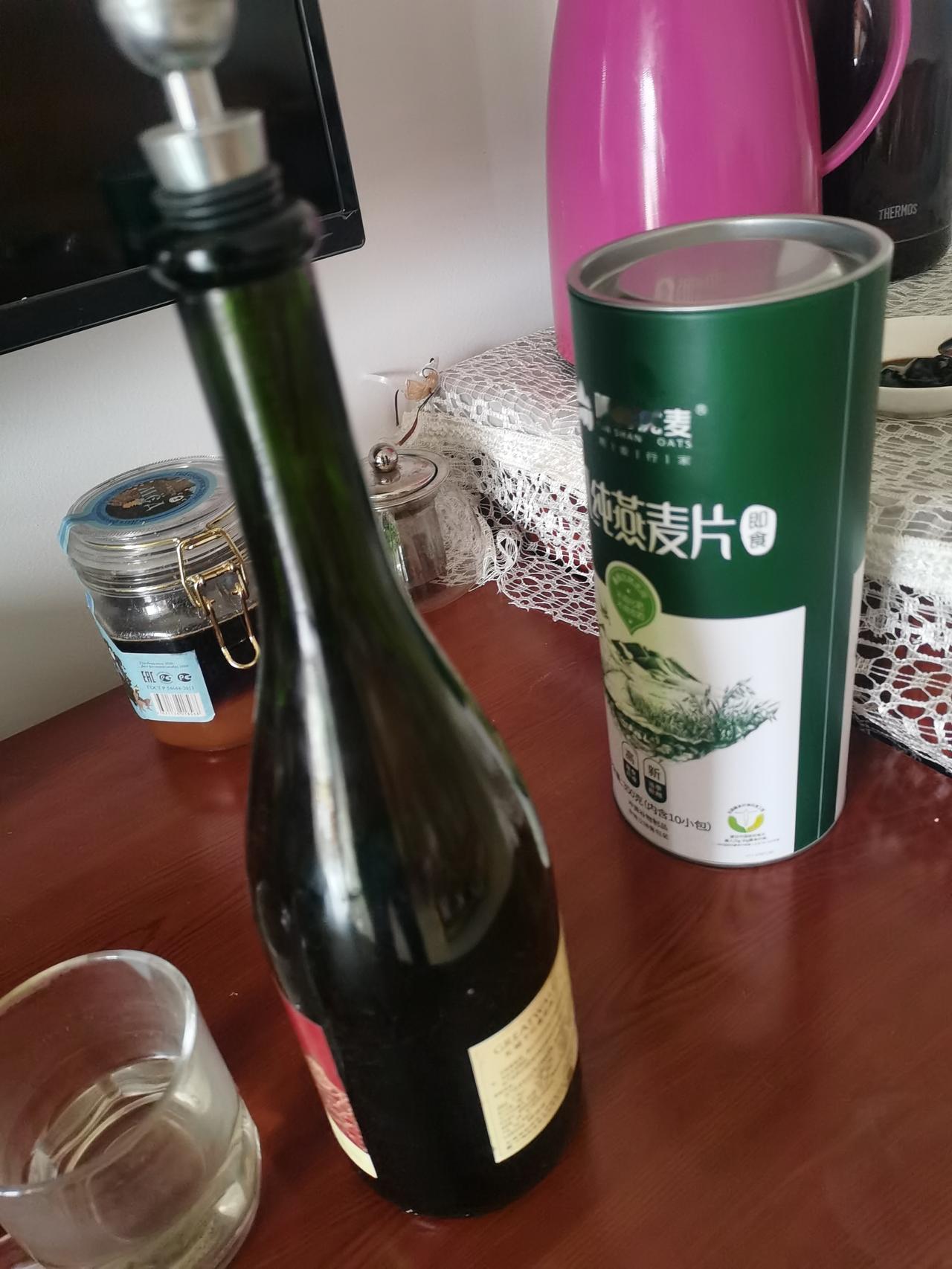 老特又被古巴人喜欢上了？昨天听到川普咧着嘴，兴高采烈地说：“古巴人民特别喜欢我，