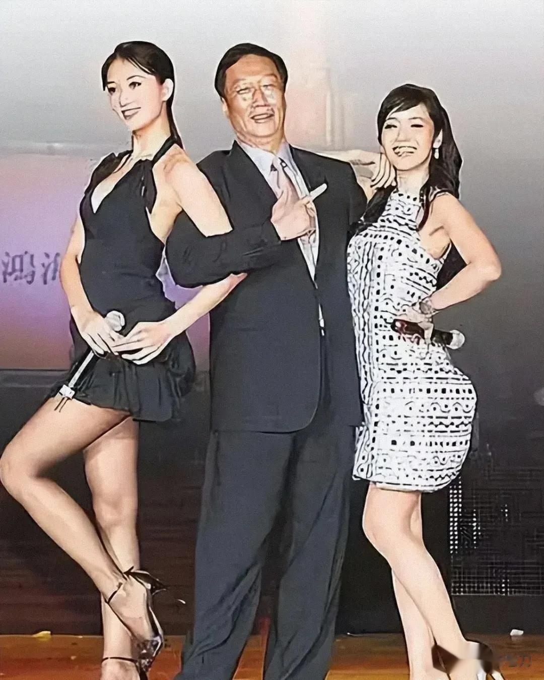 这几天，富士康热闹了，突然被查了 ~ 不知道郭台铭高兴不高兴 ~

据说，富士康